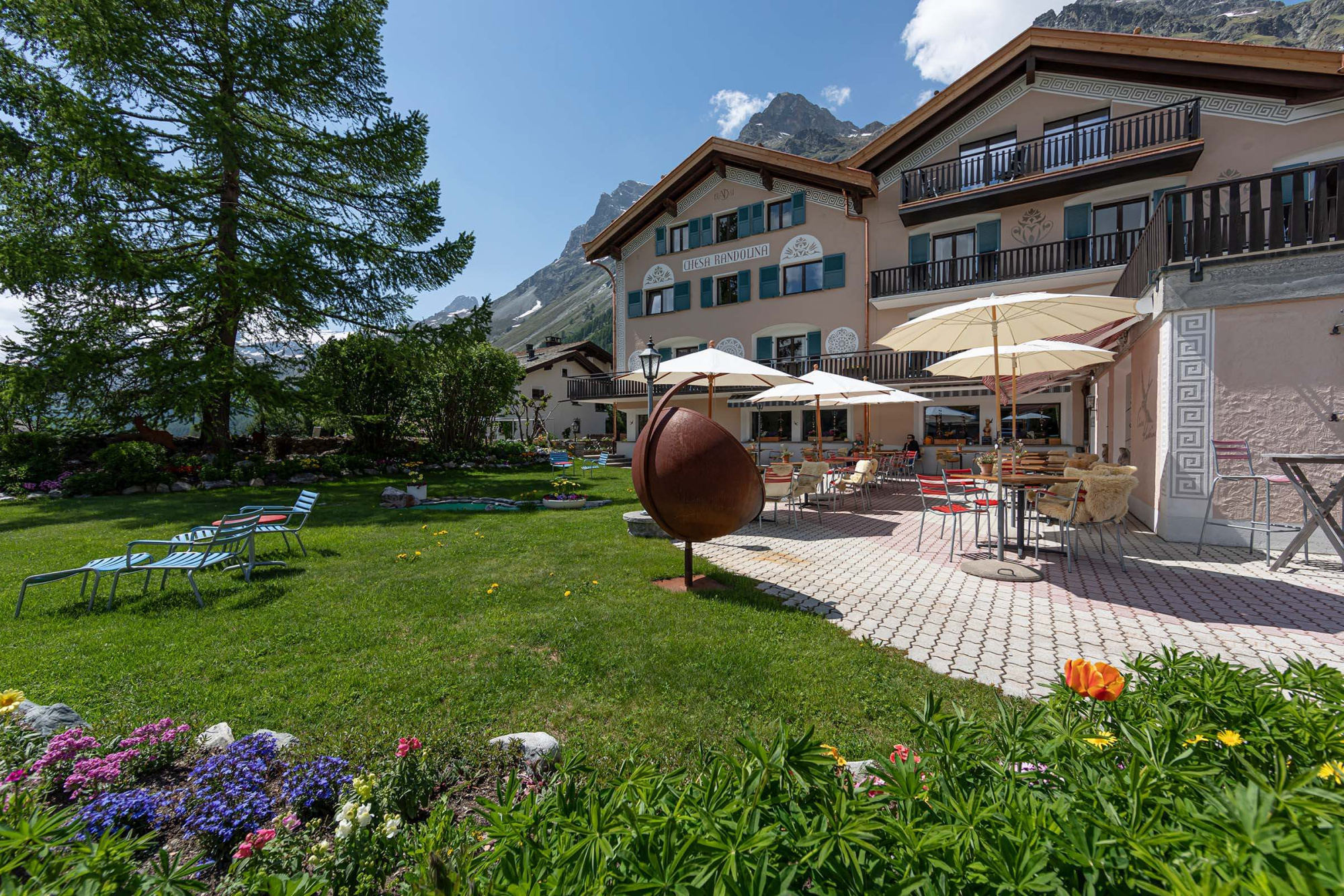 Terrasse hotel randolina sils engadin 05